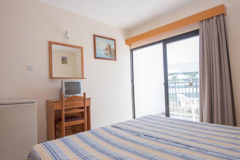 Kkaras Hotel 2