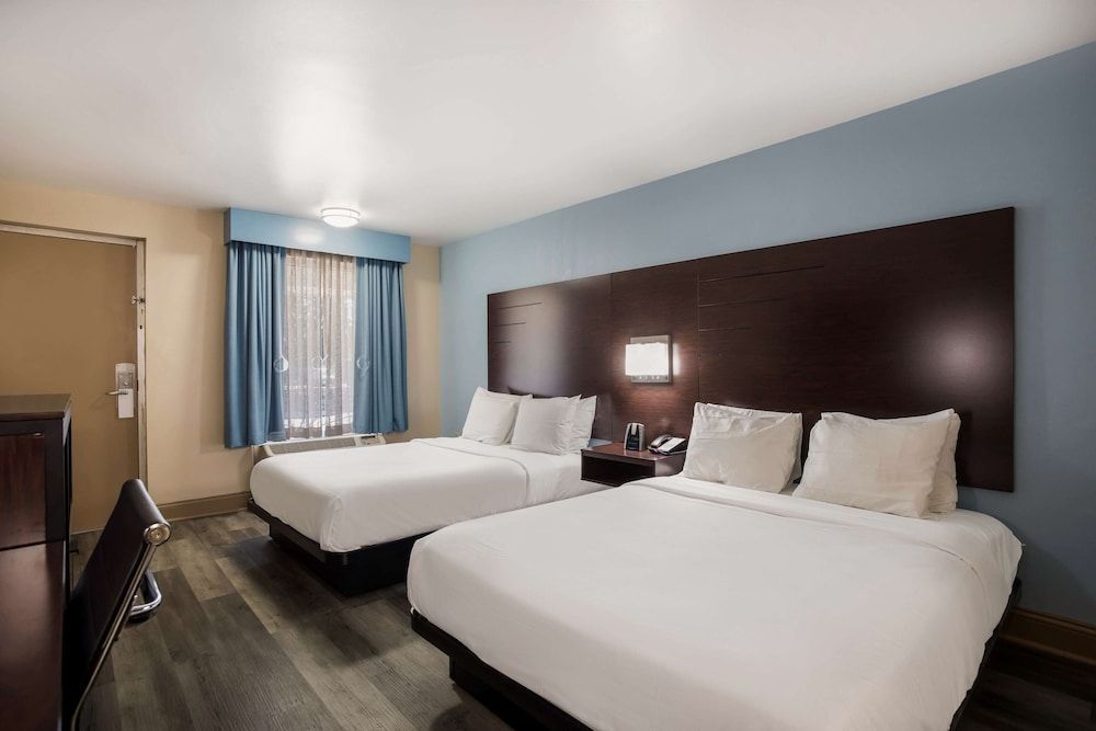 SureStay Hotel by Best Western Bardstown General Nelson 1