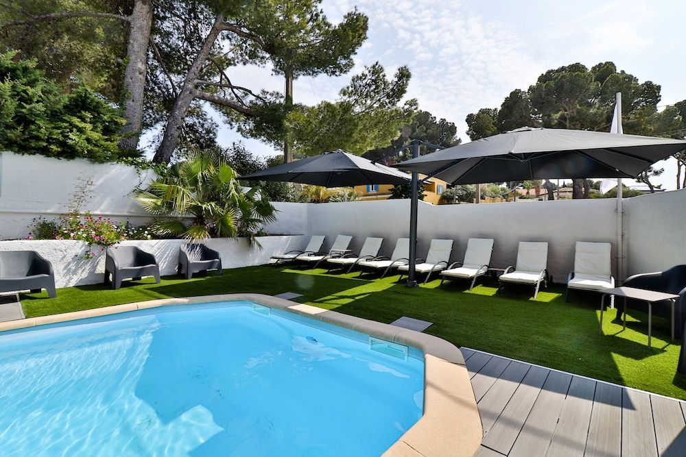 Hotel La Tuiliere 1