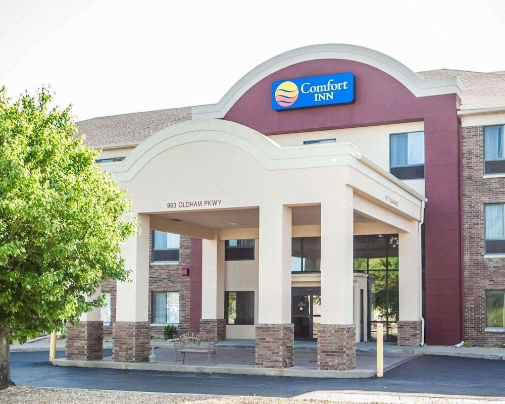 Comfort Inn Lees Summit @ Hwy 50 & Hwy 291 1