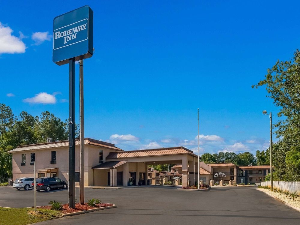 Rodeway Inn Greenwood 1