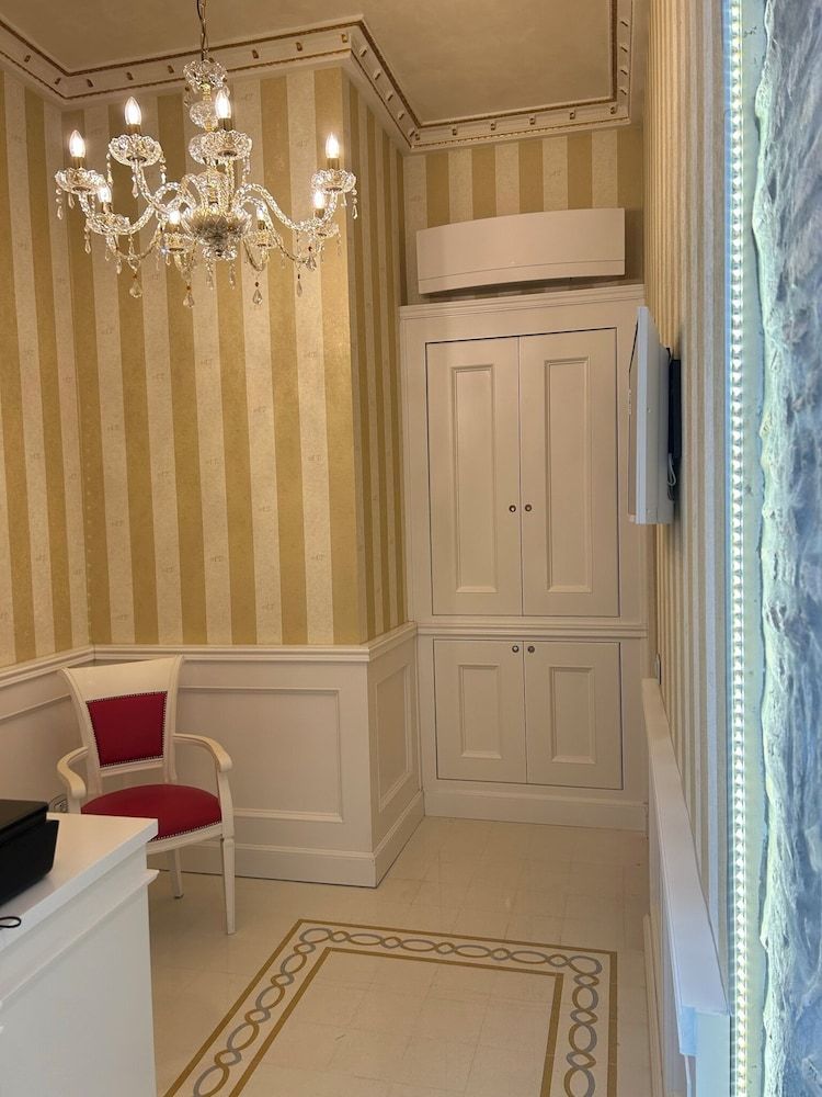 Piazza Venezia Luxury Suite 2