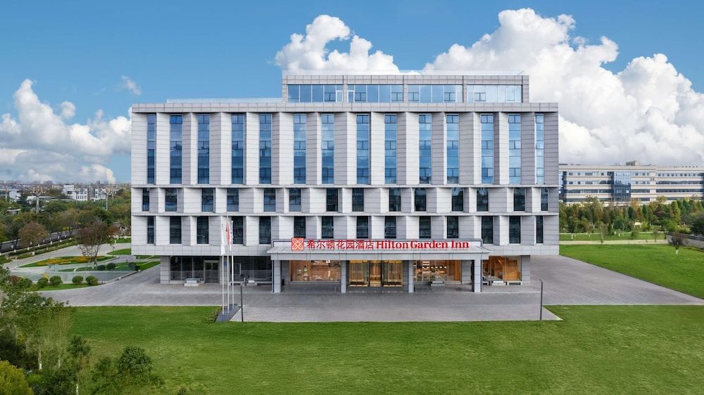 Hilton Garden Inn Kunming Dianchi 1