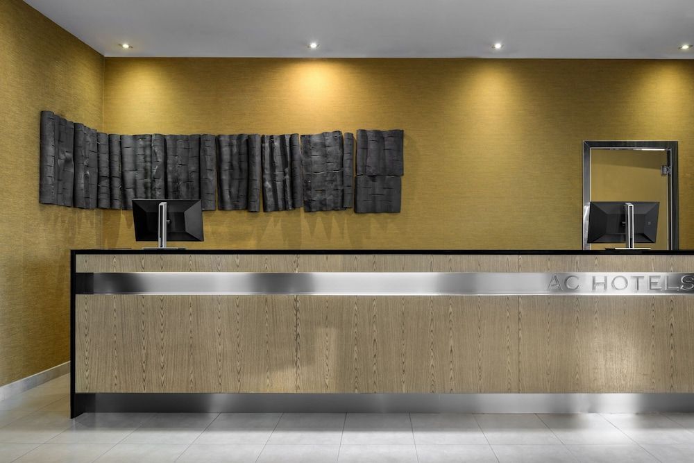 AC Hotel Vicenza by Marriott 2