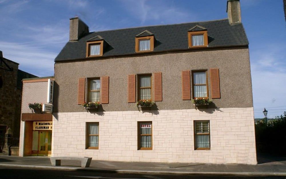 MacDougall Clansman Hotel 1