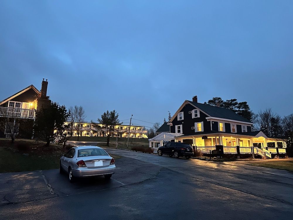 Ceilidh Country Lodge 1