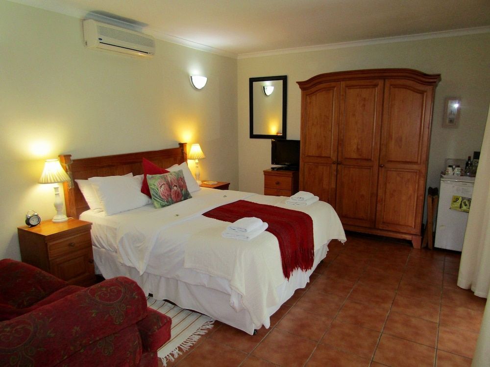 The Saffron House 1