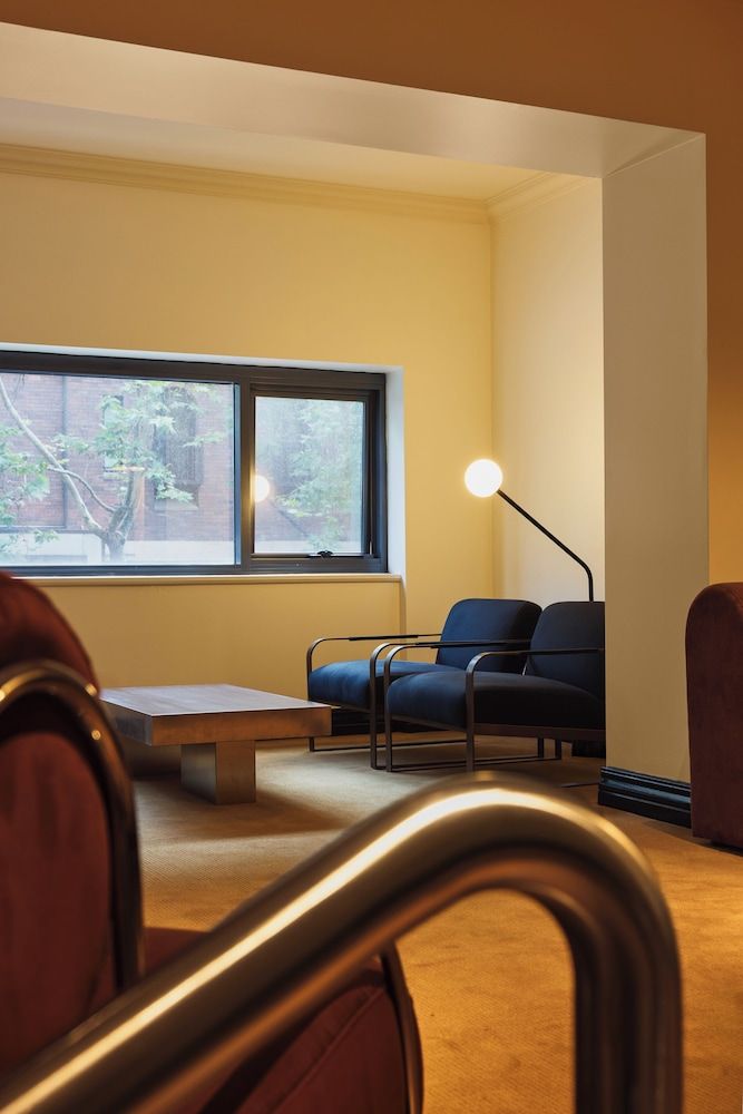Hotel Diplomat Sydney 2