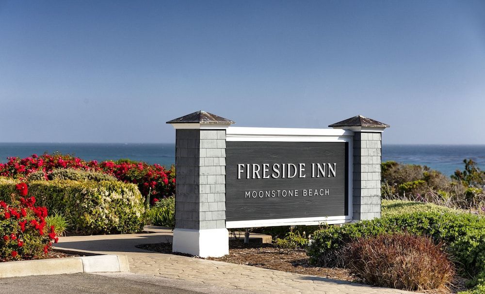 Fireside Inn on Moonstone Beach 1