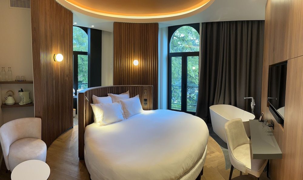Bienheureux Hôtel & Restaurant 2