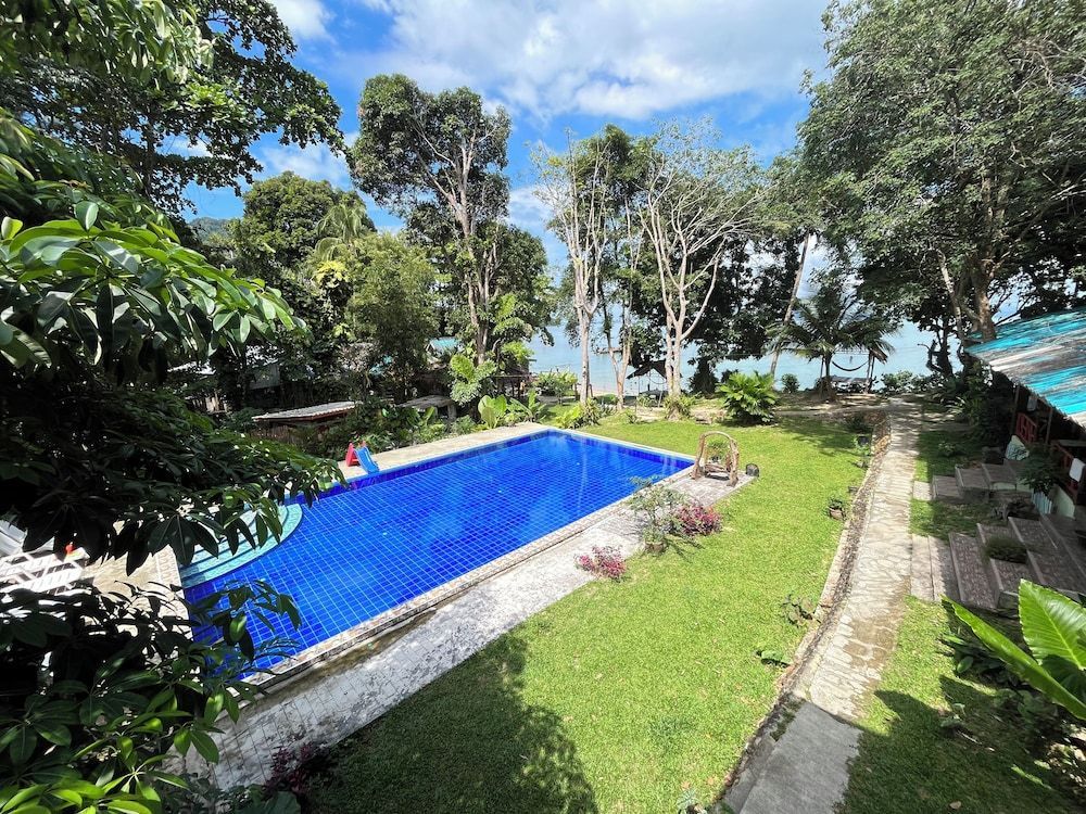 Koh Mook Garden Beach Resort 1