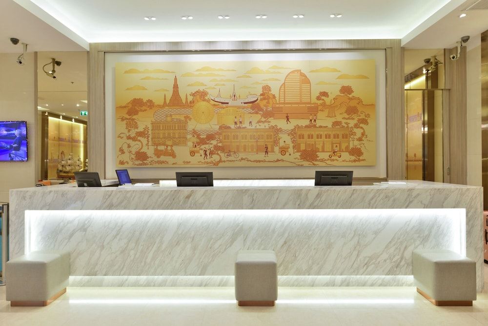 Centre Point Plus Hotel Silom 2