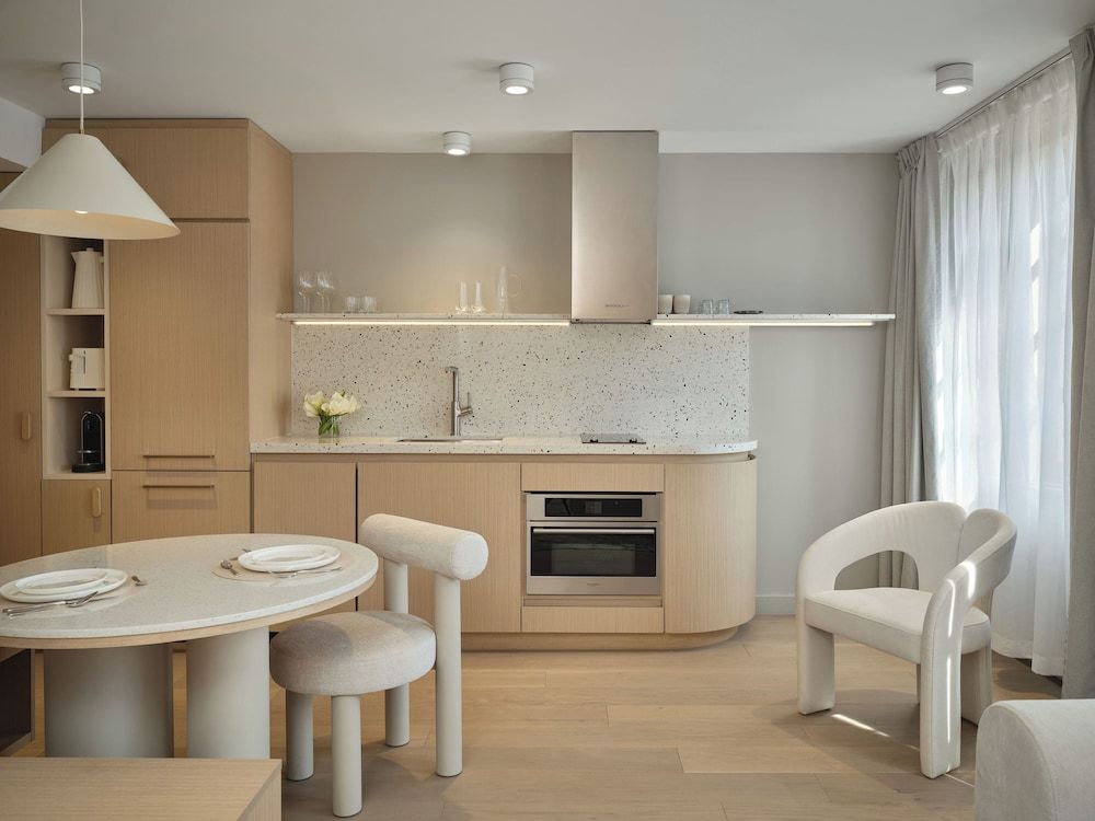 Corner Apartments 1