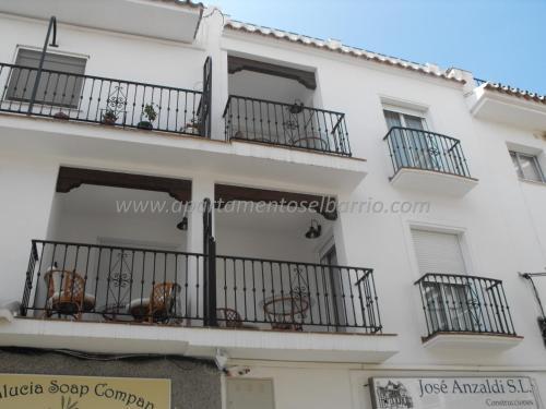 Apartamentos El Barrio 1