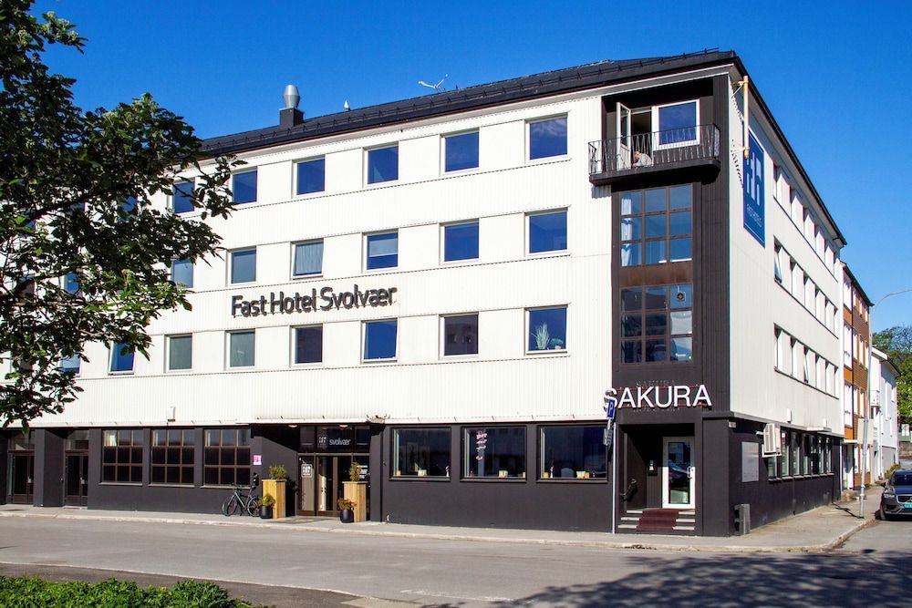Fast Hotel Svolvær 1