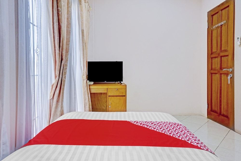 House Of Livina Mitra RedDoorz 2