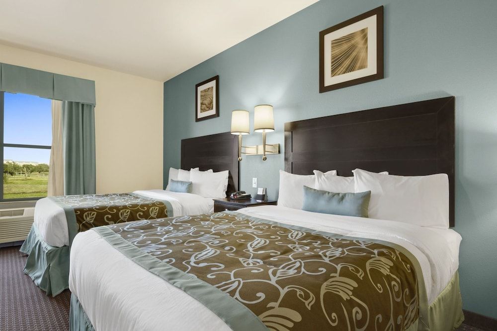Holiday Inn Express GULFPORT BEACH by IHG 2