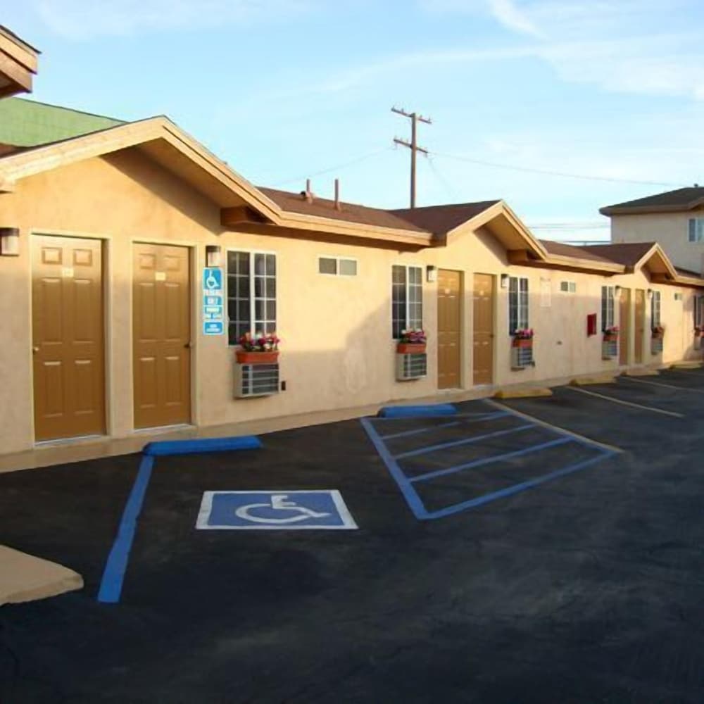 La Bonita Inn Motel 1