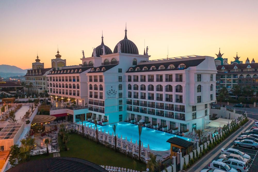 Side Royal Style Hotel 1