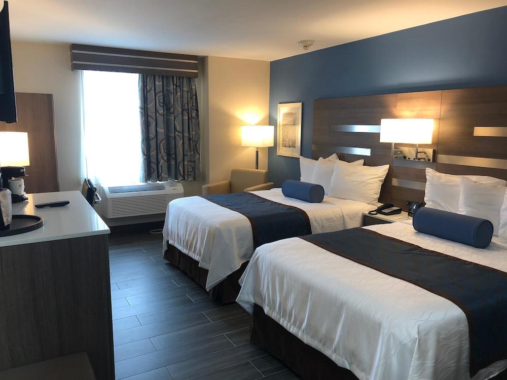 Best Western Plus Stadium Inn 2