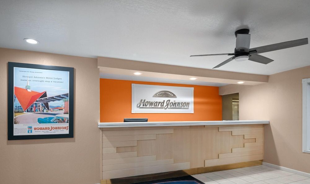 Howard Johnson by Wyndham Modesto Ceres 2