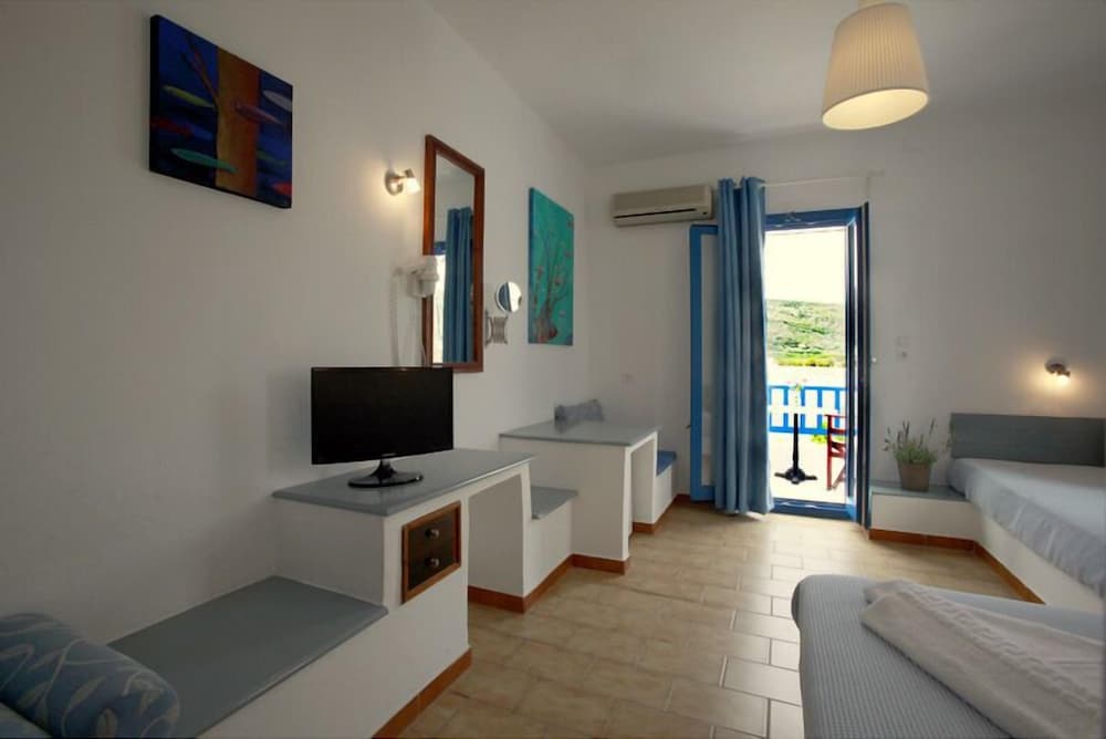 Hotel Minoa 2