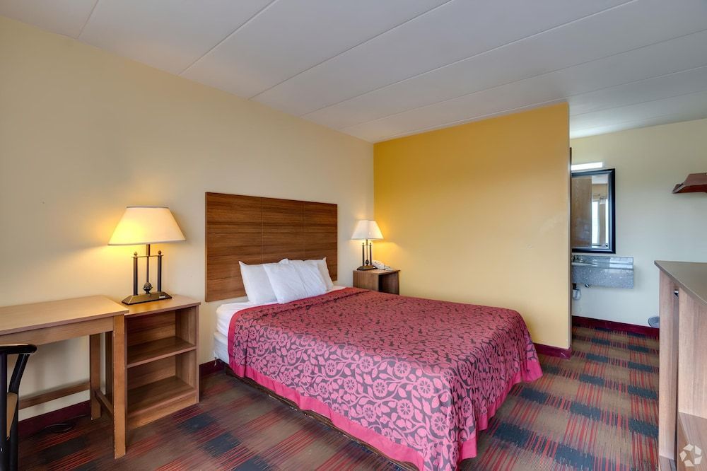 I-80 Inn & Suites 2