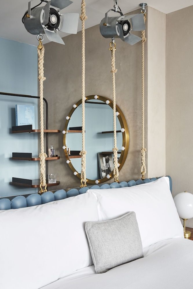 Hotel Indigo LONDON - 1 LEICESTER SQUARE by IHG 2