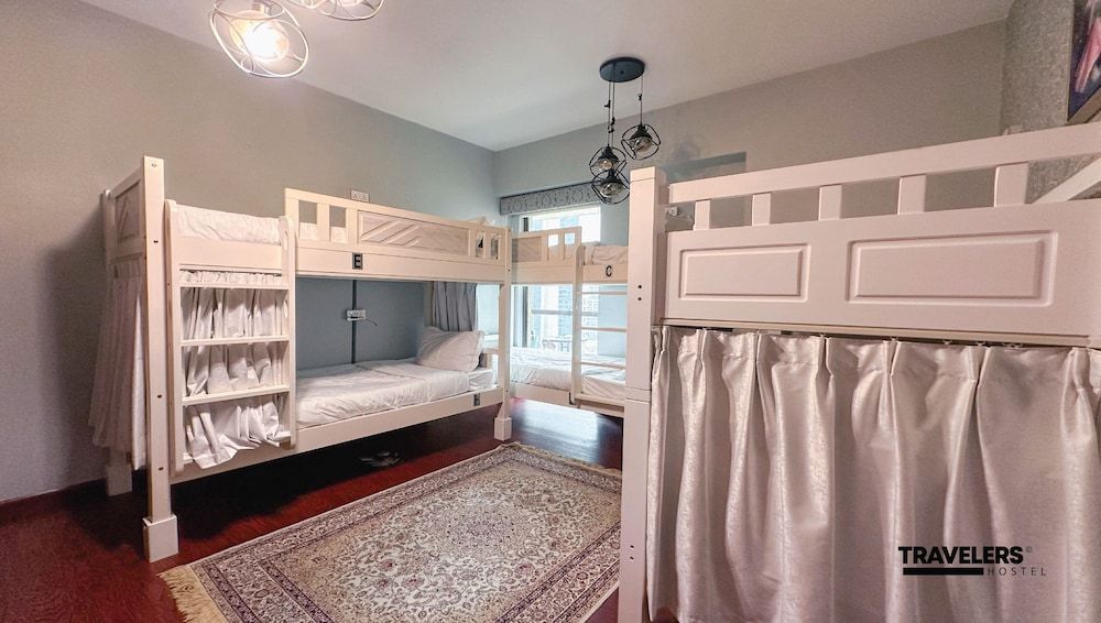 Travelers Dubai Marina Hostel 2