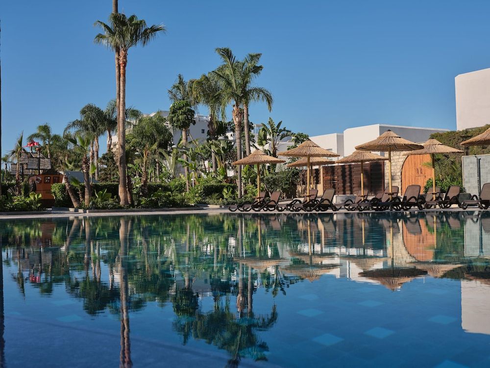 Atlantica Oasis Hotel 1