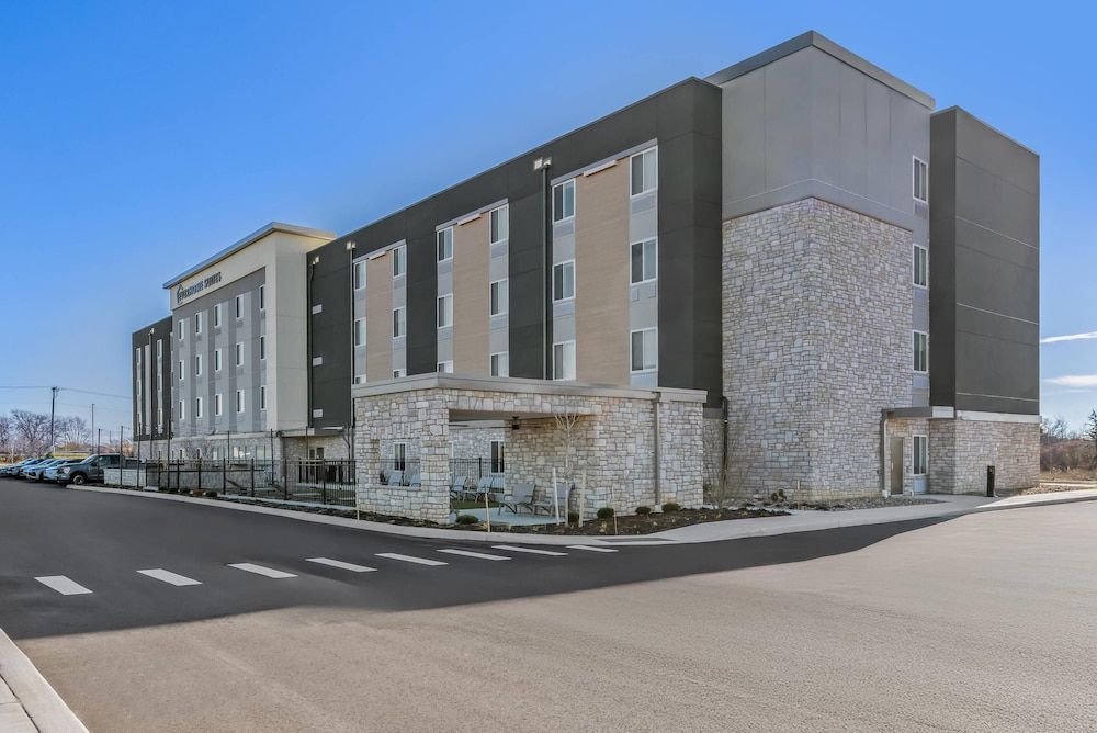 Everhome Suites Rochester Greece 1