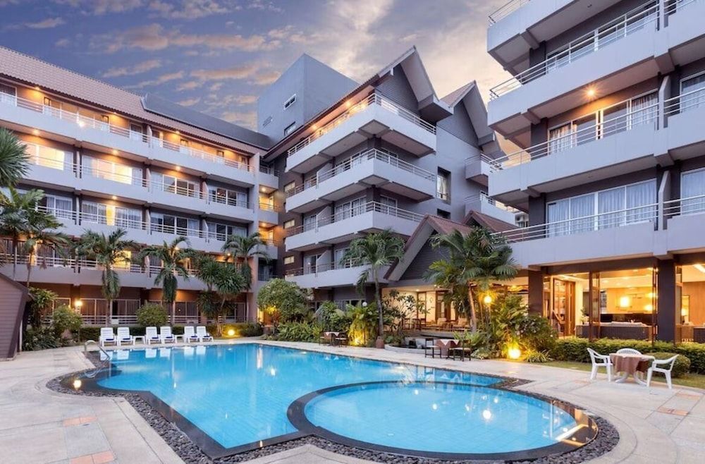 The Holiday Resort Pattaya 1