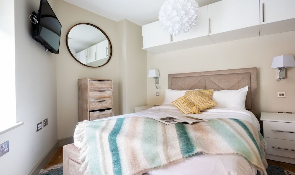 The New Bond Street Loft - Modern 1bdr City Centre Apartment 2