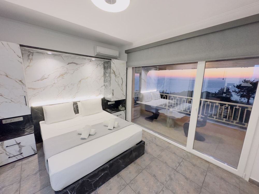 Nikos Apartments 2