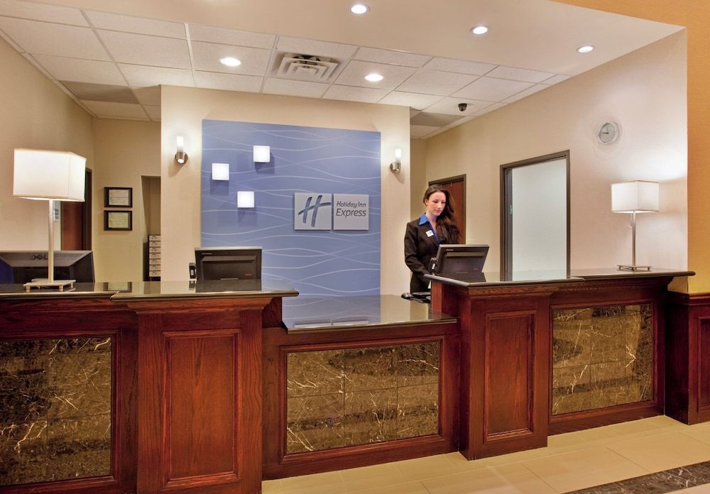 Holiday Inn Express & Suites GUTHRIE NORTH EDMOND by IHG 1