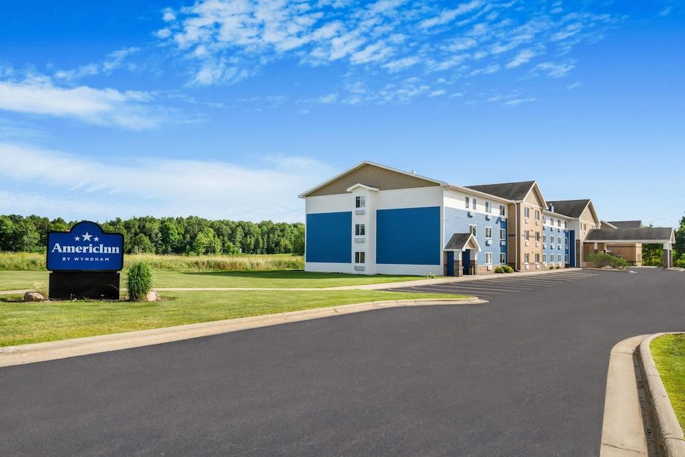AmericInn by Wyndham Wausau 1