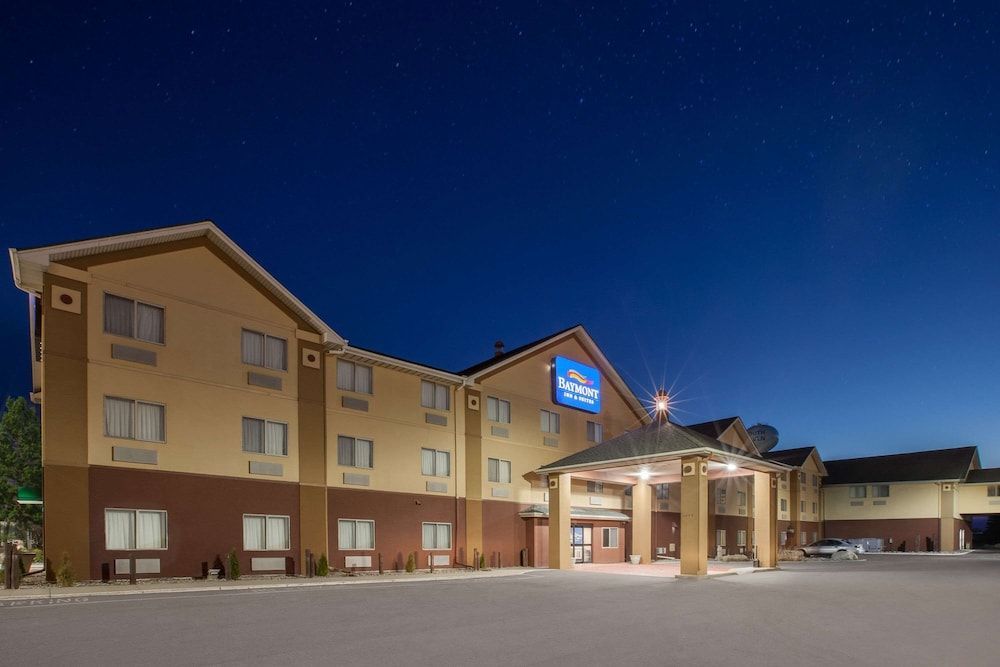 Baymont by Wyndham South Haven 1