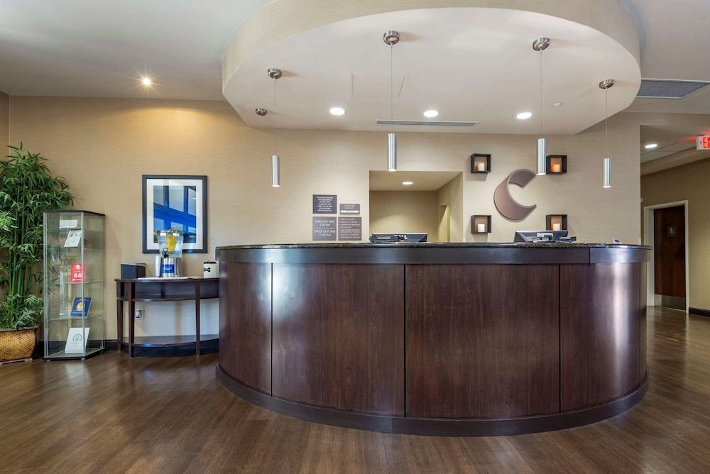 Comfort Suites Huntersville near Lake Norman 2
