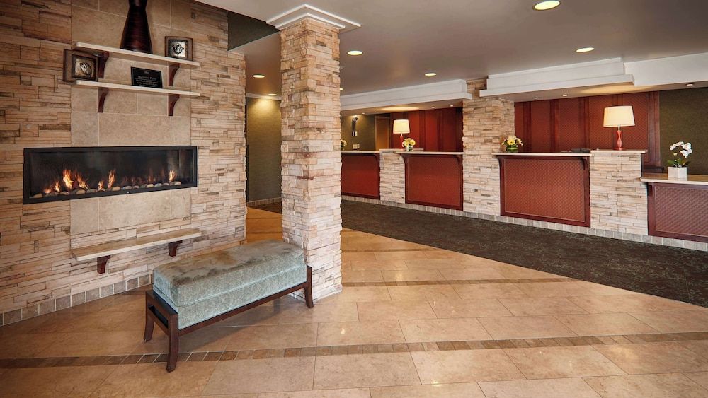 Best Western PLUS Langley Inn 2