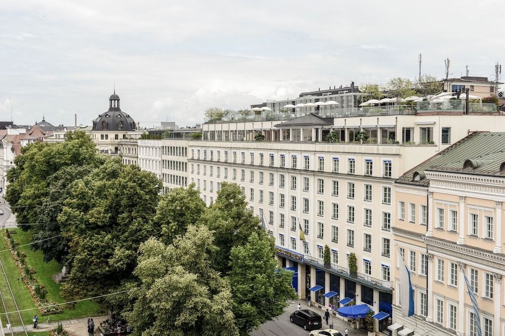 Hotel Bayerischer Hof - The Leading Hotels of the World 1