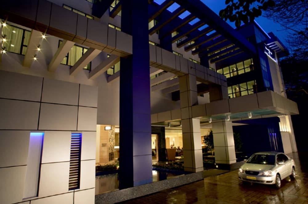 Adarsh Hamilton 1