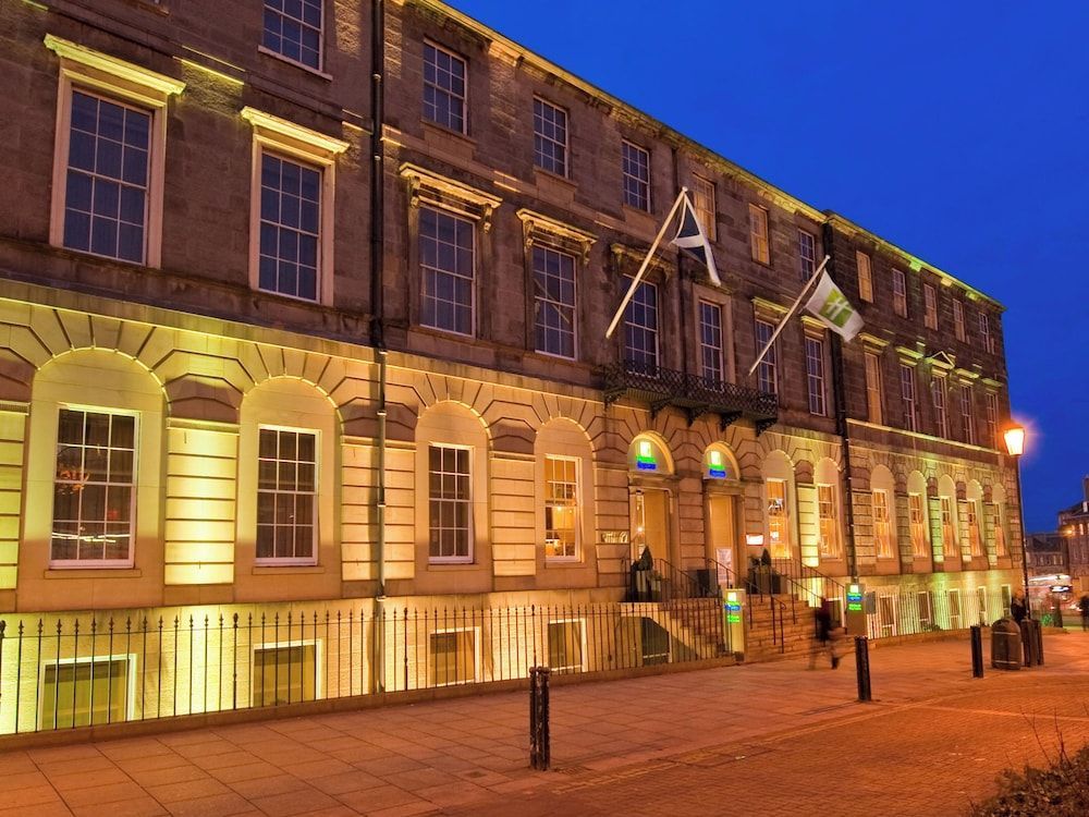 Holiday Inn Express EDINBURGH CITY CENTRE by IHG 1