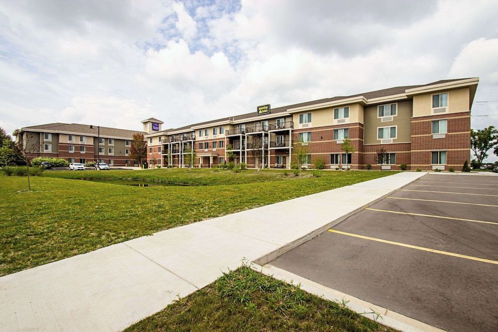 MainStay Suites Madison - Monona 1
