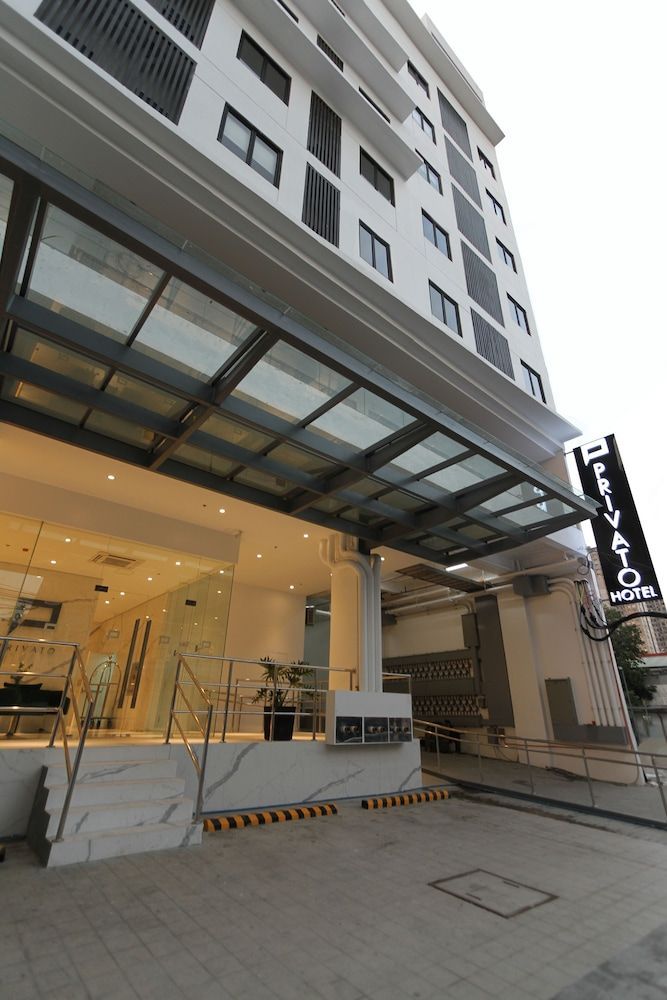 Privato Makati 1