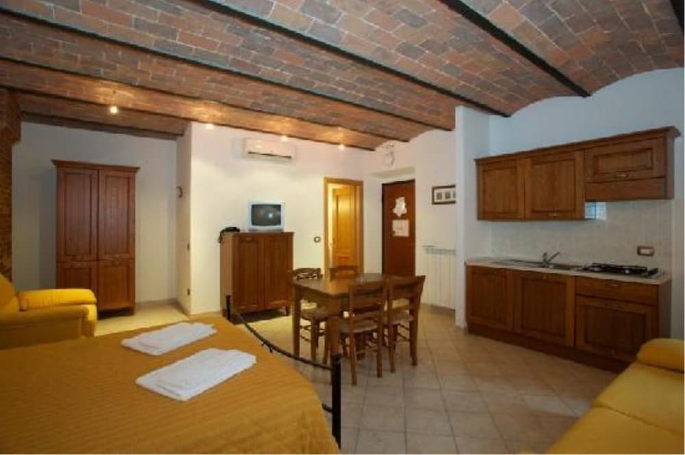 Oasi Del Grillo 1