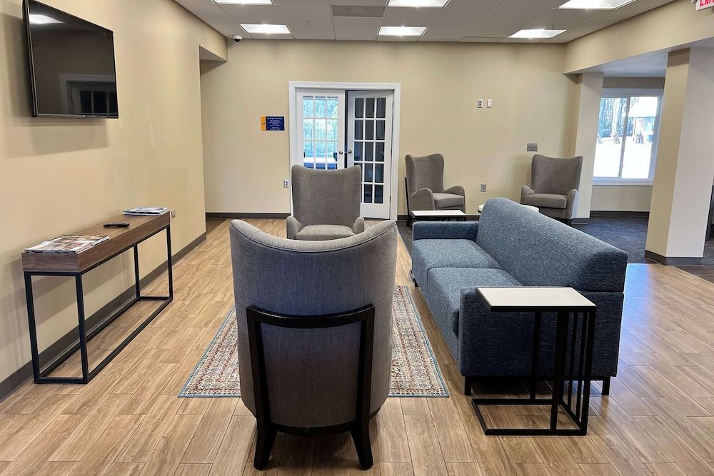Days Inn by Wyndham Monroe NC 2