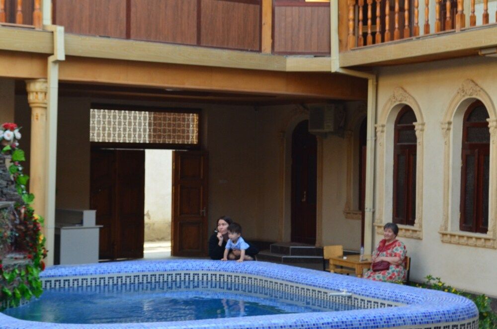 El Emir Samarkand 2