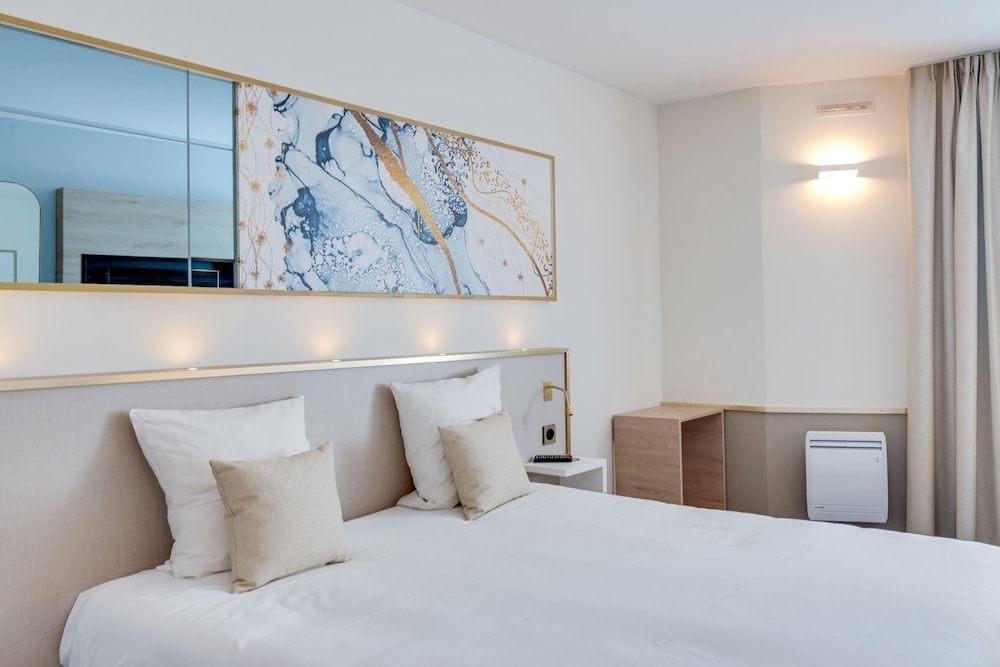Brit Hotel Orléans St Jean de Braye - L'Antarès 1