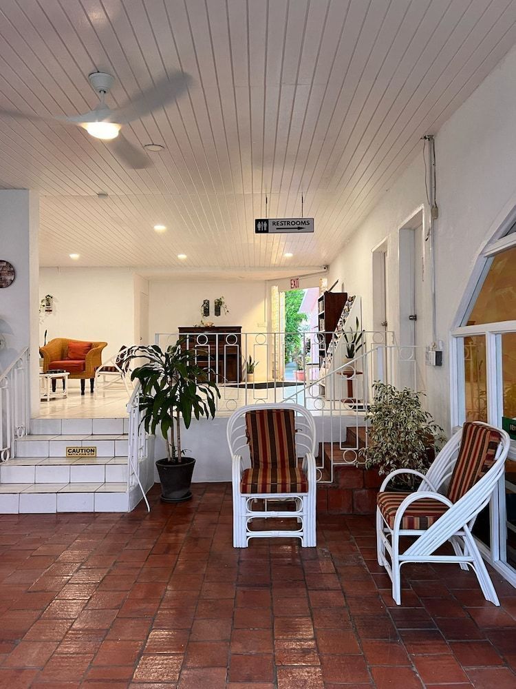 The Monteray Hotel 2