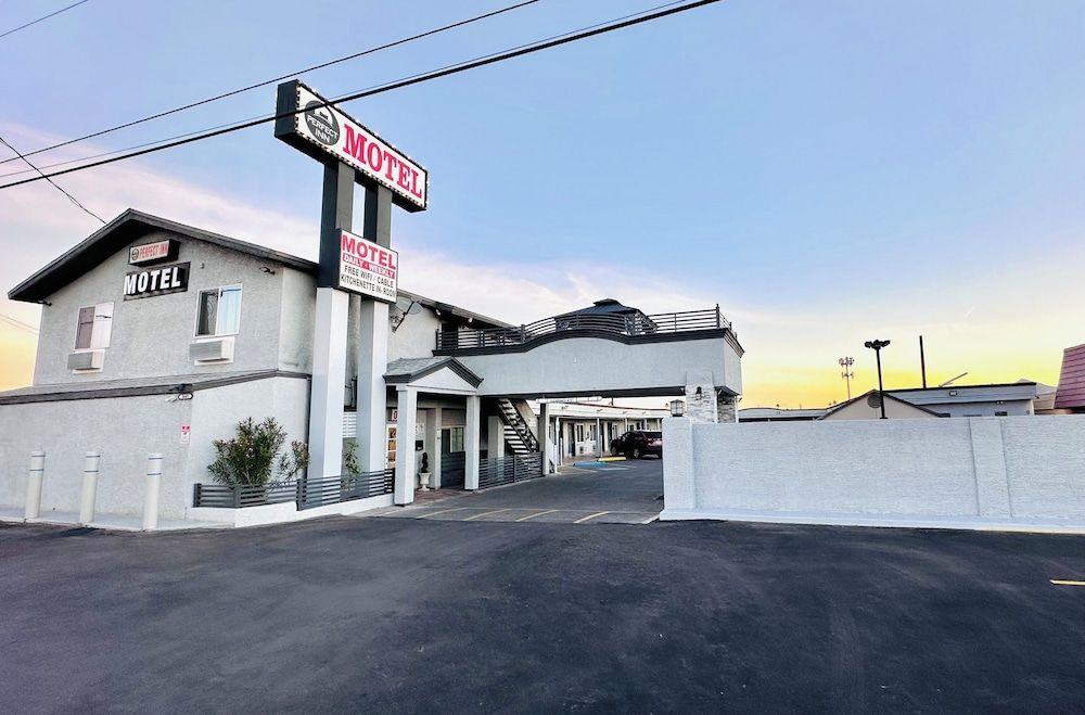 Perfect Inn Motel 1